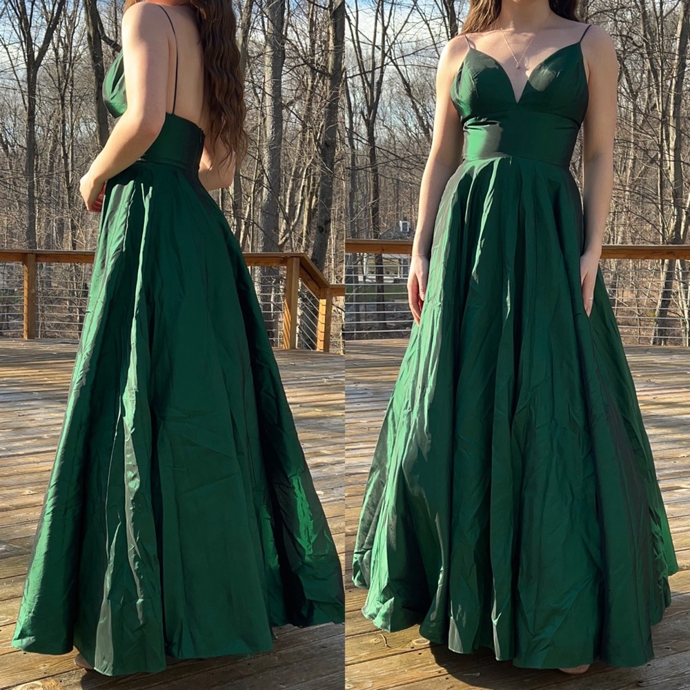 Sherri Hill Green Emerald Prom Dress - Picture 8 of 14